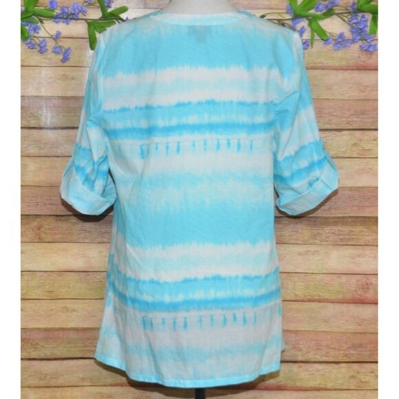 J. Jill Ladies Pintuck 3/4 Roll Tab Sleeve V-Neck Blouse Top Size M Blue & White - Picture 7 of 13